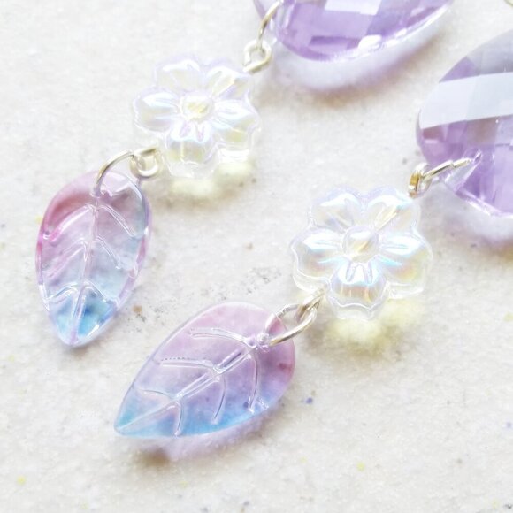 Instagram Ready! Breathtakingly Beautiful! Romantic XLong Flower Dangle Earrings - Picture 7 of 13